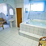 Relax U Drsu Hotel