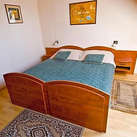 Relax U Drsu מלון
