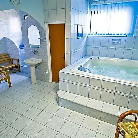 Relax U Drsu 3* טאבור